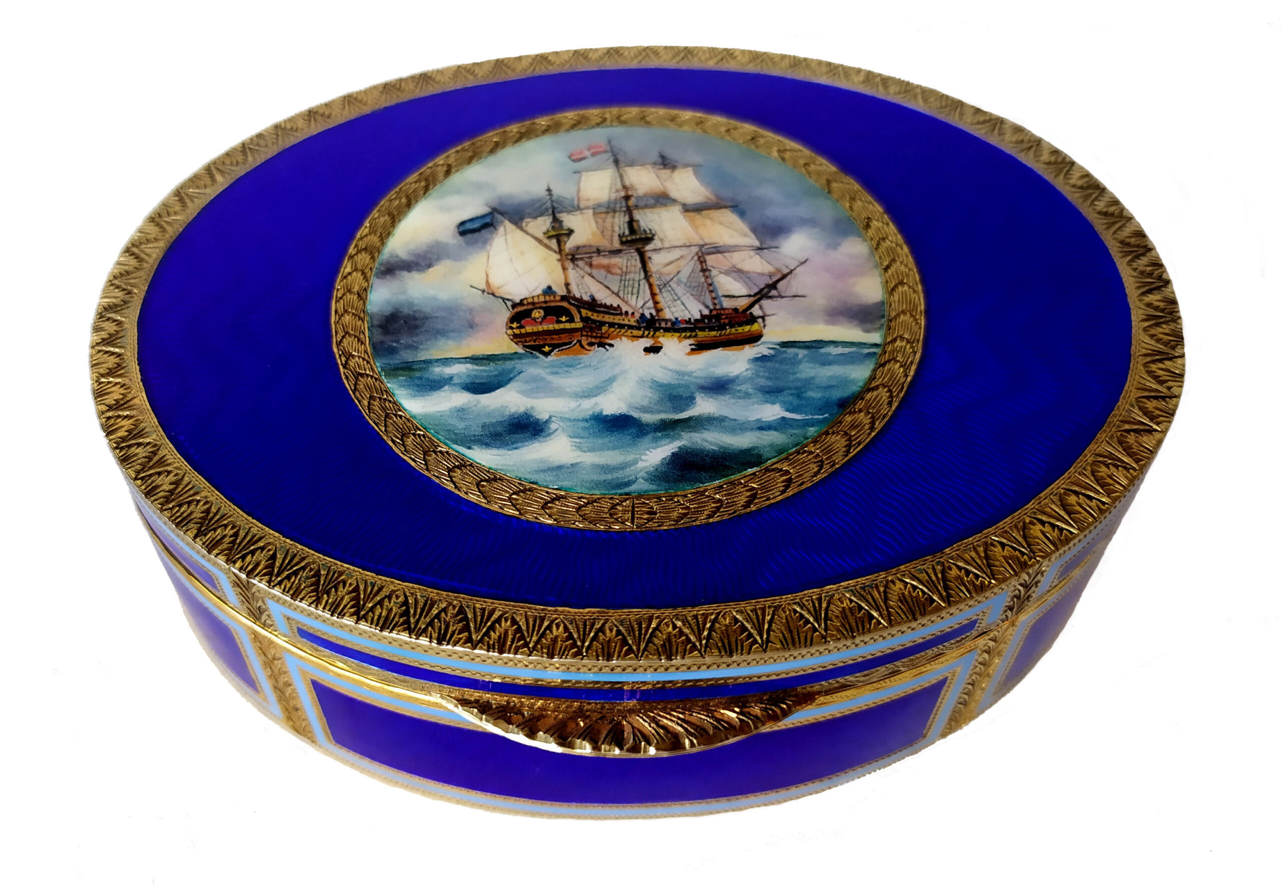 Table Box with Fine Hand-Engraving and Sailboat Miniature Salimbeni 12 Table Box with Fine Hand-Engraving and Sailboat Miniature Salimbeni - Image 10
